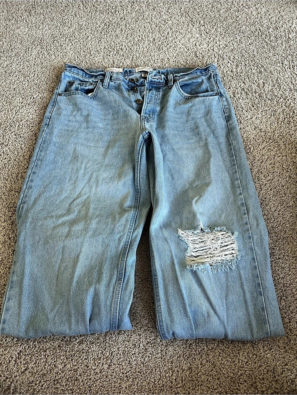 Universal Thread Mid-Rise 90s Baggy Jeans